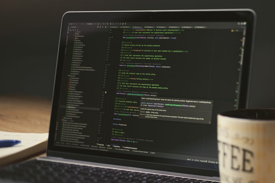 Developer writing optimized clean algorithms